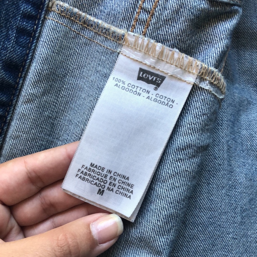 Levi’s Denim Jacket - Picture 4 of 7